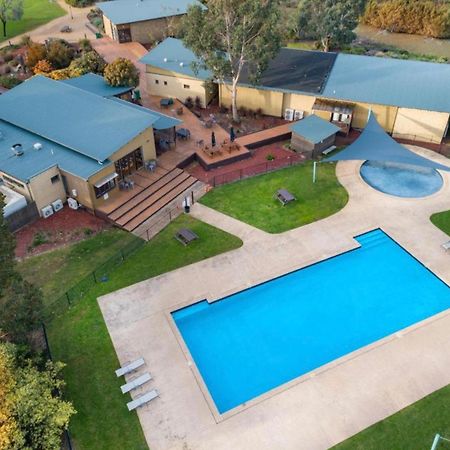 Couple'S Luxury Resort Spa Retreat Cowes Exteriör bild
